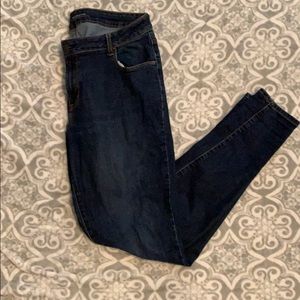 Old Navy Rockstar Skinny Jean